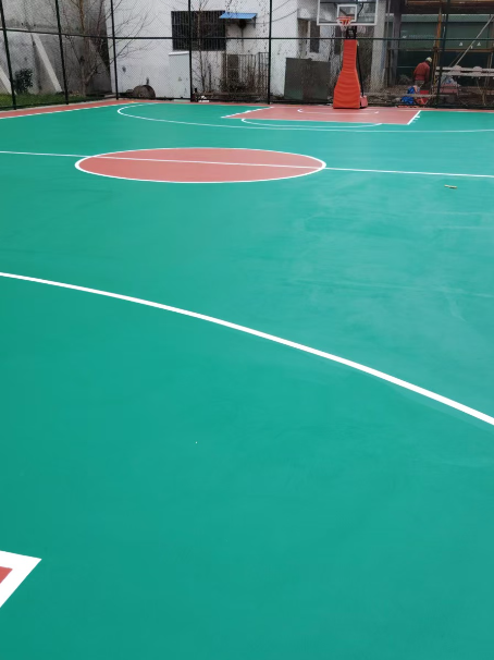 无棣 球场长期使用易出现地面开裂